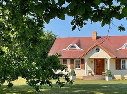 Skowronek Krystyna. Agroturystyka Poleski Dworek Pod Dębami, Urszulin godziny otwarcia