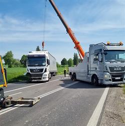 Kaczmarek Team Transport - Pomoc drogowa 24h Kompleksowa likwidacja szkod, Buk godziny otwarcia