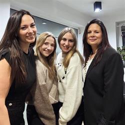Salon fryzjerski Sawicka Joanna, Sępólno Krajeńskie godziny otwarcia