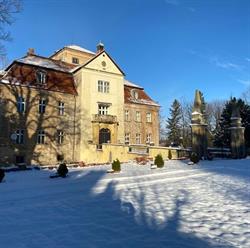 Pałac Jastrowiec, godziny otwarcia