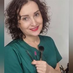Makijaż & kosmetyka, Jola Surmańska. Lifting rzęs, laminacja brwi, lekcje makijażu, Bytom godziny otwarcia