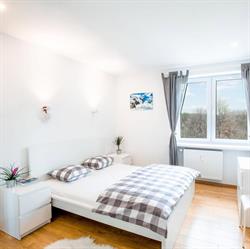 Apartament 8, Zakopane godziny otwarcia
