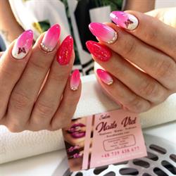 Nail viet, Września godziny otwarcia