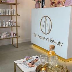 The House of Beauty, Kamionki godziny otwarcia