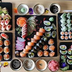 Yana Sushi Zwierzyniecka 12, Kraków godziny otwarcia