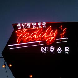 Teddy's Burger N' Bar, Warszawa godziny otwarcia