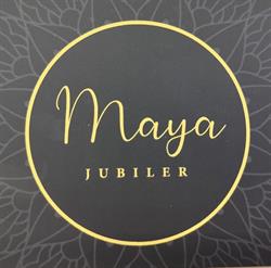 Maya Jubiler, Pszczyna godziny otwarcia