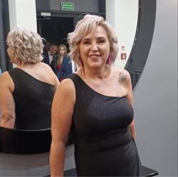 Moda młodzieżowa, Kłodawa godziny otwarcia