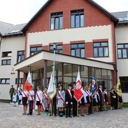 Zespół Szkolno-Przedszkolny w Wierzchucinie, Wierzchucino godziny otwarcia