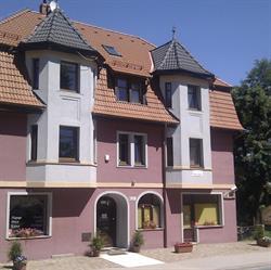 Willa Pod Wieżami, Karpacz godziny otwarcia