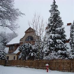 Stara Papiernia Zielony Lasek Bed & Breakfast, Krutyński Piecek godziny otwarcia