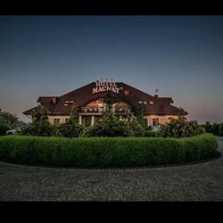 Restauracja Hotel Magnat Słupca, godziny otwarcia