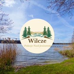 WILCZE POKOJE NAD JEZIOREM, Wilcze godziny otwarcia
