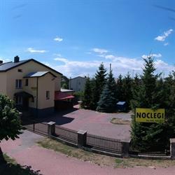 Noclegi Drzewica, godziny otwarcia