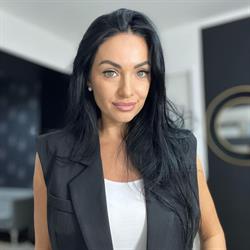 Bellissima, Łańcut godziny otwarcia