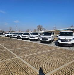 Lux-Car, Folwark godziny otwarcia