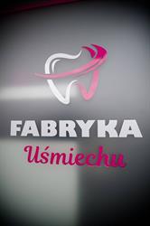 Fabryka Uśmiechu, Łęczna godziny otwarcia