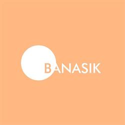 Banasik. Sklep papierniczy, opłaty, prezenty, Koło godziny otwarcia