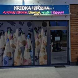 Kredka i spółka, Ustanów godziny otwarcia