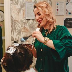 Stylovewłosy, Murowana Goślina godziny otwarcia