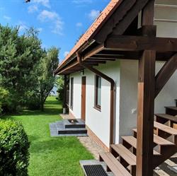 Biały Domek, Pluski godziny otwarcia