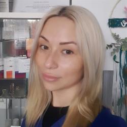 Instytut Urody by Opium Karolina Wiese. Medycyna estetyczna i makijaż pmu Wałbrzych., godziny otwarcia