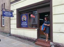 Szewc COBBLER, Świecie godziny otwarcia