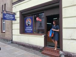 Szewc COBBLER, Świecie godziny otwarcia