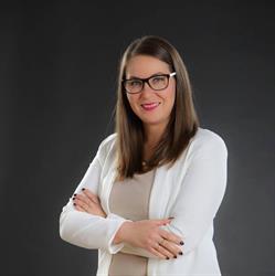 Estetica. Kosmetologia Profesjonalna mgr Julita Wesoła, Choszczno godziny otwarcia