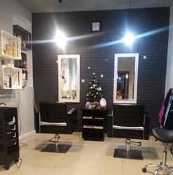 Salon Fryzjerski Freezurka, Brzeg godziny otwarcia