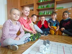 Zespół Szkół w Dąbrówkach, Łańcut godziny otwarcia