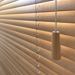 Sun Blind, Przemyśl godziny otwarcia