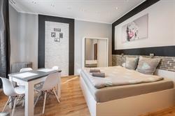 Queen Apartments, Kraków godziny otwarcia
