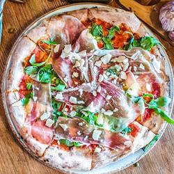Na pizzę, Łomianki godziny otwarcia