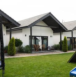 Apartamenty Bursztynowa Jeden noclegi domki z aneksem kuchennym Łeba, Nowęcin godziny otwarcia