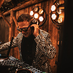 DJ Tomek Sitko | DJ na wesele Kalisz, godziny otwarcia