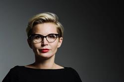 shuum.pl - kobiece sesje zdjęciowe i fotografia portretowa, Warszawa godziny otwarcia