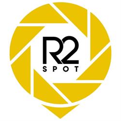 R2 SPOT Studio podcast, fotografia biznesowa i wizerunkowa. Plac Grunwaldzki Śródmieście Wrocław, godziny otwarcia