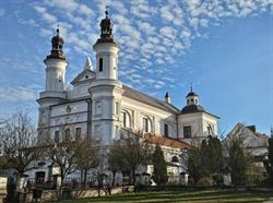 Sanktuarium NMP Królowej Różańca Św., Gniewoszów godziny otwarcia