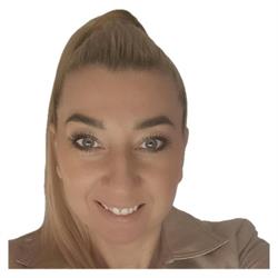 Włos z głowy Julita Krych, Lubasz godziny otwarcia