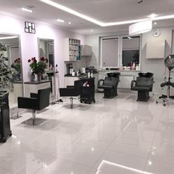 Salon Fryzjerski Kamila, Wilkołaz Trzeci godziny otwarcia