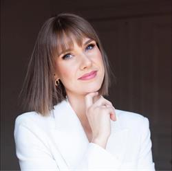 Maestria Wizerunku Magdalena Paszek, Dachowa godziny otwarcia