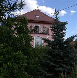 Pokoje na Granicy, Gościce godziny otwarcia
