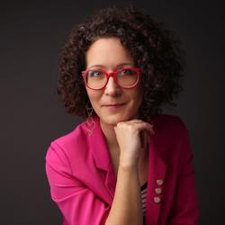 Po drodze psychoterapia i warsztaty. Katarzyna J. Lewińska, Seroki-Parcela godziny otwarcia