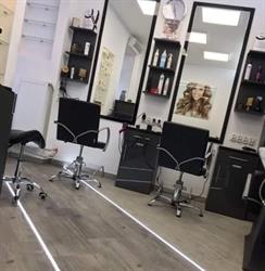 Salon Fryzjerski Larisse, Kłodzko godziny otwarcia