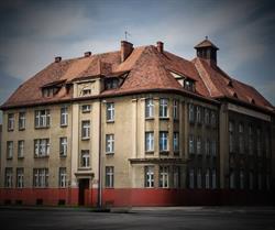 Szkoła Podstawowa nr 1 im. Marii Konopnickiej w Lesznie, Leszno godziny otwarcia