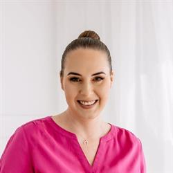 Anna Jurkiewicz - szkolenia ze stylizacji paznokci, Rzeszów godziny otwarcia