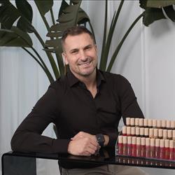 Krzysztof Majerski - Makijaż Permanentny I Szkolenia - Kraków, godziny otwarcia
