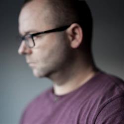 Eru fotografia Marcin Byra, Nisko godziny otwarcia