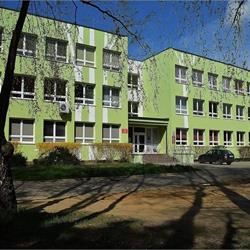 Szkoła Podstawowa nr 198 z oddziałami sportowymi, Łódź godziny otwarcia